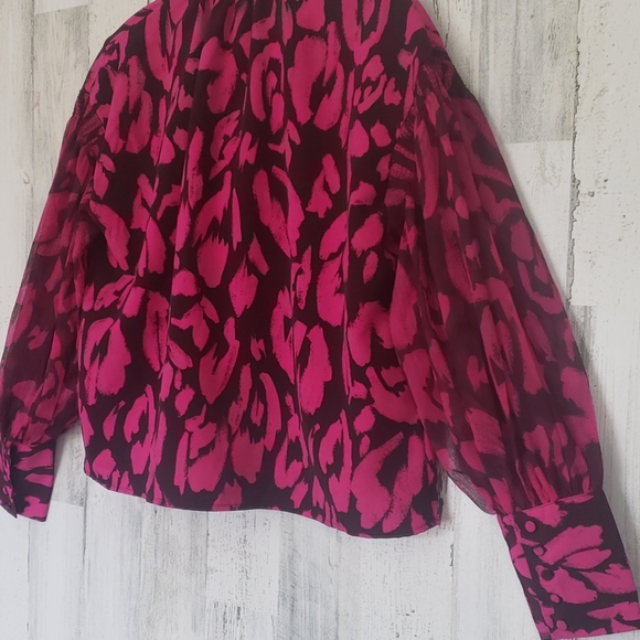 Who What Wear puff-sleeved blouse with tie - Picture 12 of 15